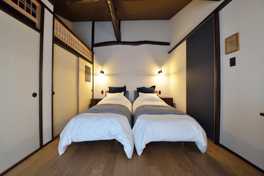 Takeya Kitano Bekkan Quioto Quarto foto
